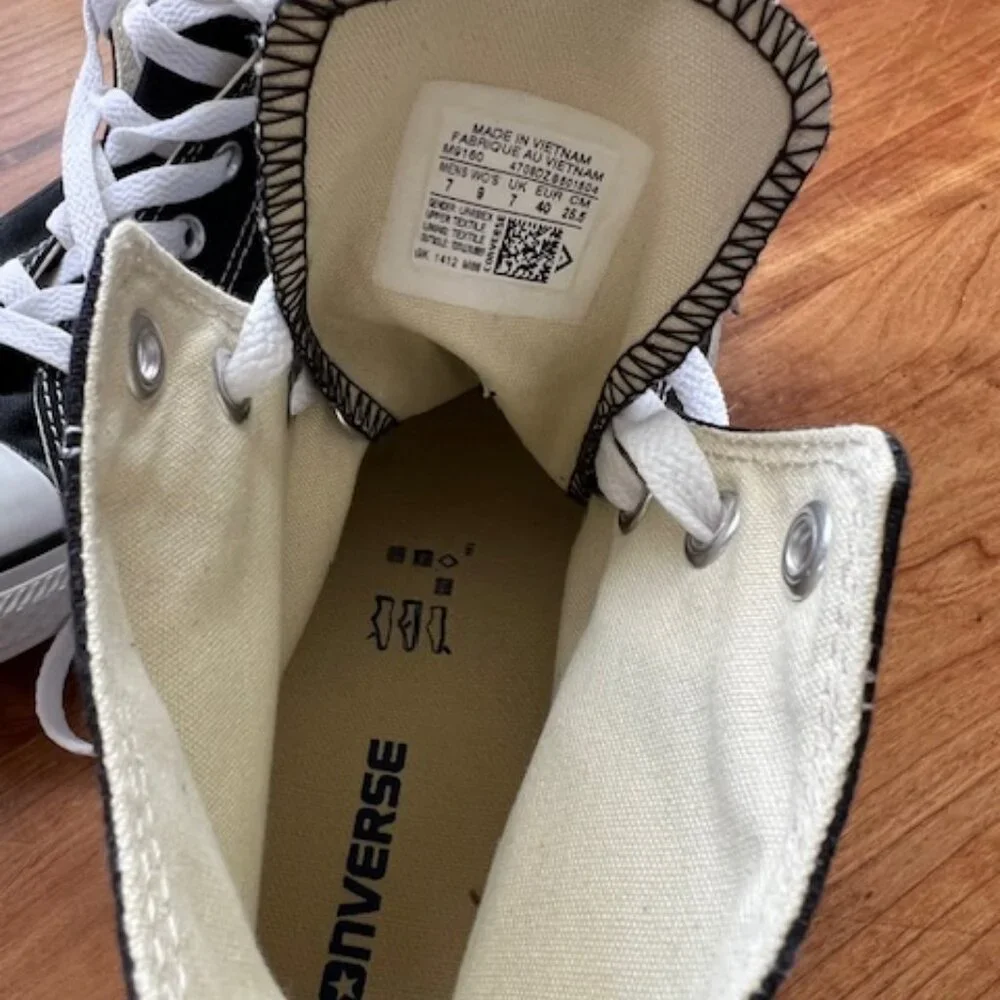 NWOT** Adults' Converse Chuck Taylor All Star Canvas Hi Sneakers - Picture 5 of 6